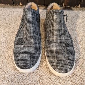 Life Stride side zip ankle height booties, size 10